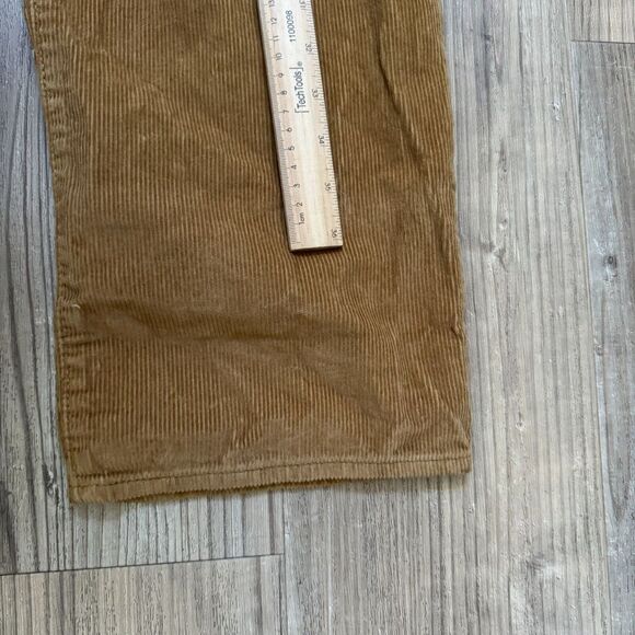 NWT Levi's Women's '94 Baggy Brown Corduroy Loose Fit Straight Leg Pants 29 x 30 - Picture 4 of 10